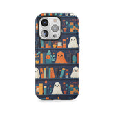 "Boo-tiful" knygų lentynos naktys